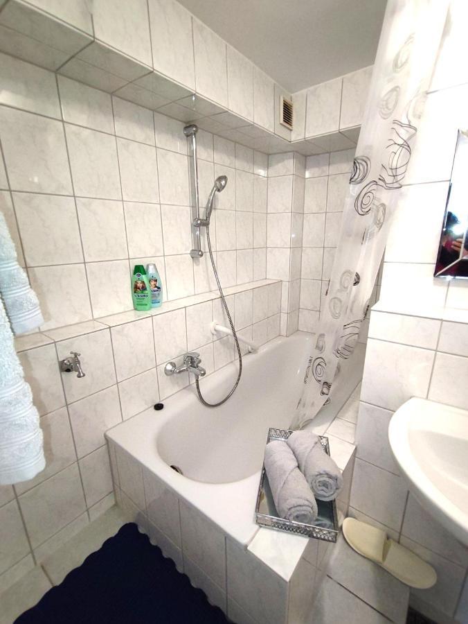Ferienwohnung Klein Aber Fein 2 Düren - Eifel Exterior foto